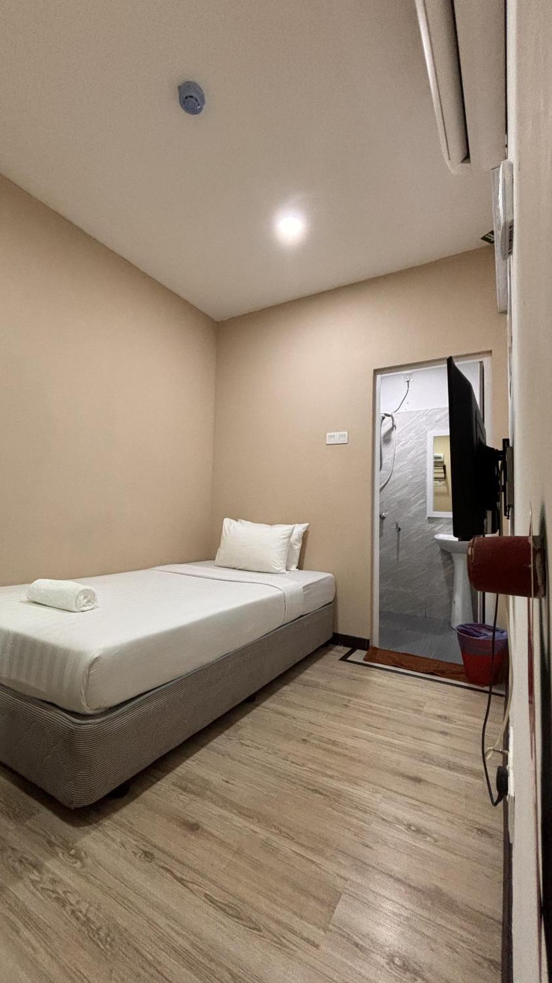Ada Hotel & Apartment Kuala Terengganu Kültér fotó